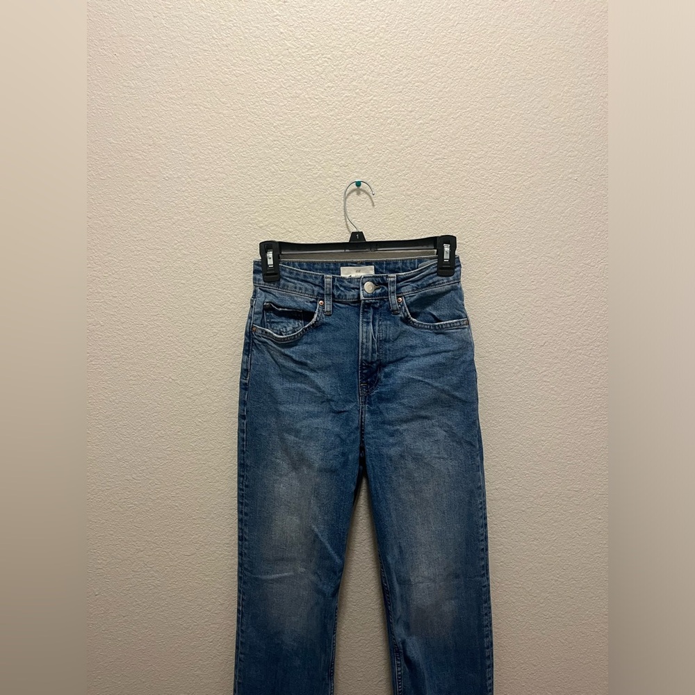 H&M Mom style Jeans Size US 2